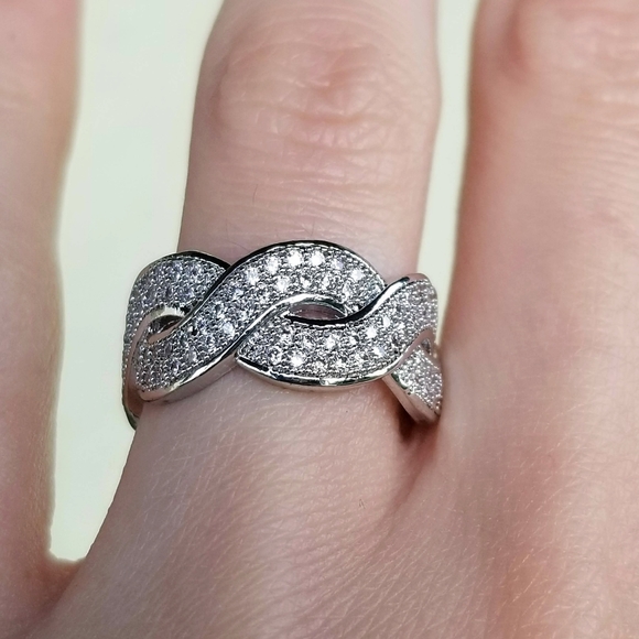 🆕️Sterling Silver-White Sapphire Infinity Ring - Picture 11 of 12